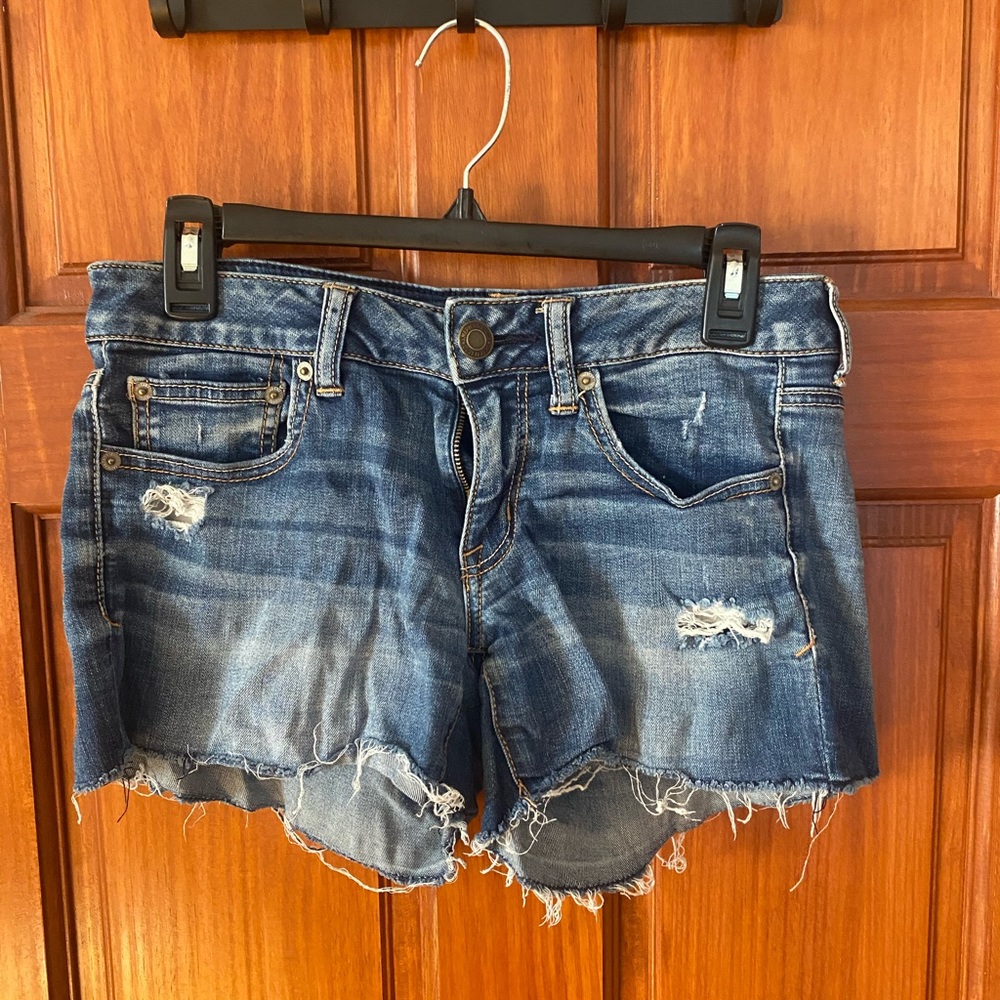 American eagle super stretch jean shorts size 6